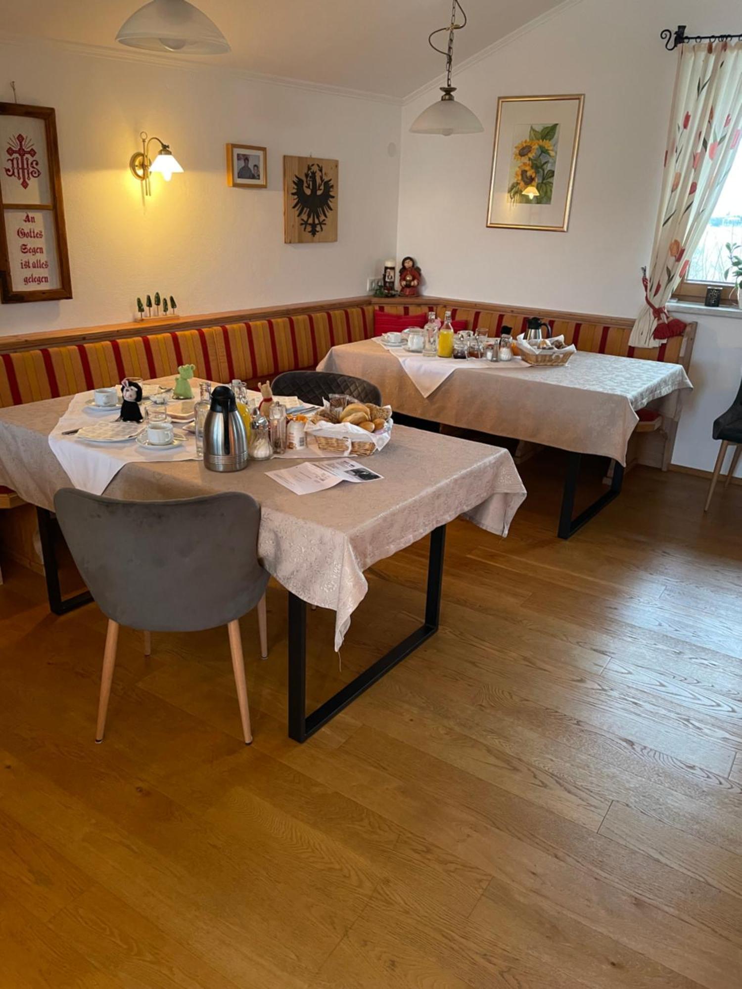 Haus Hager Bed and Breakfast Schlitters Εξωτερικό φωτογραφία