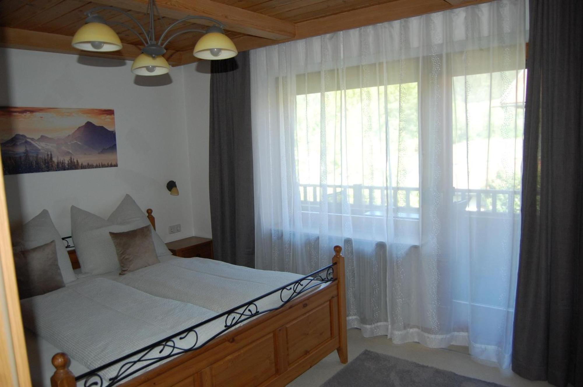Haus Hager Bed and Breakfast Schlitters Εξωτερικό φωτογραφία