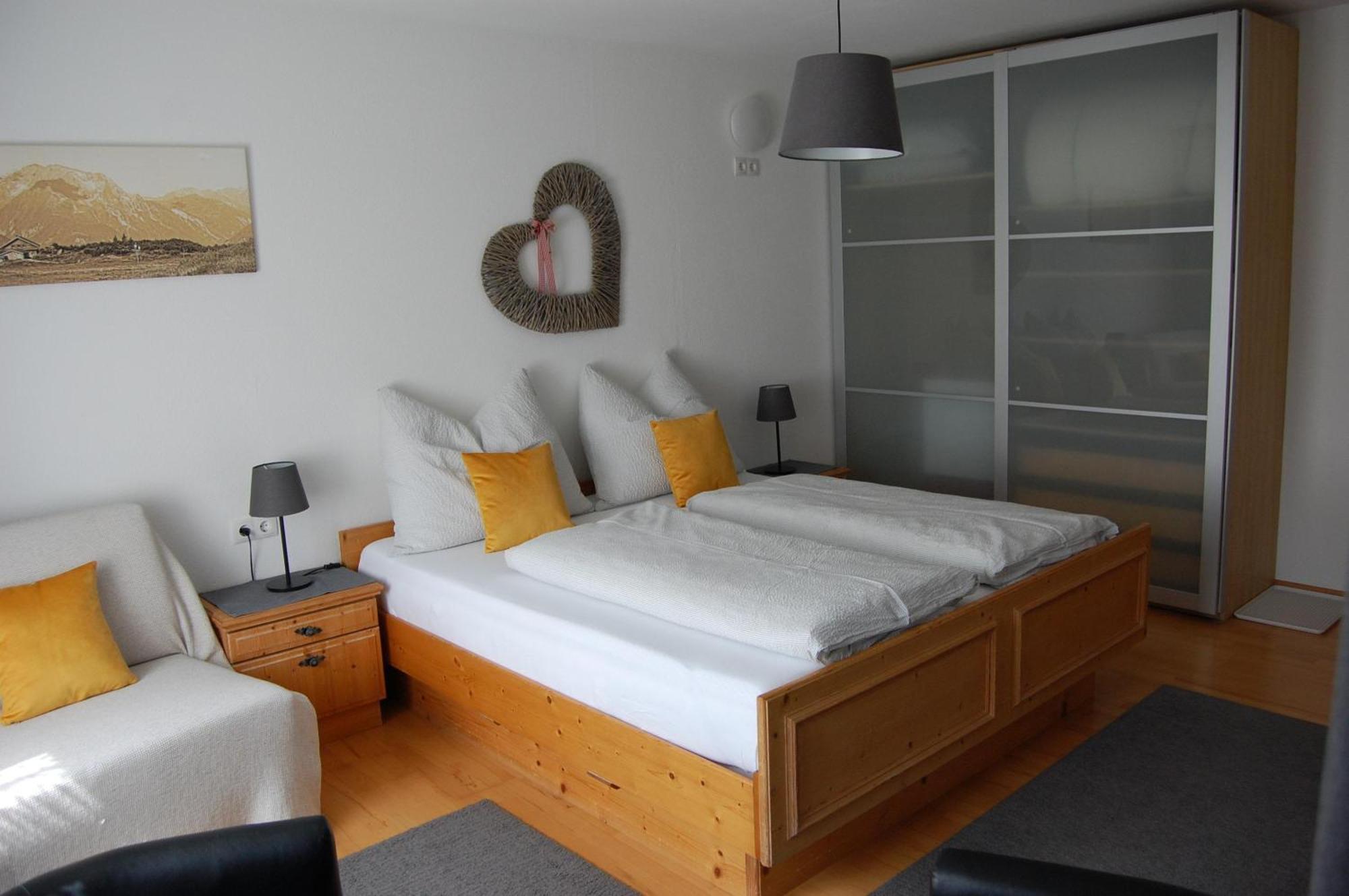 Haus Hager Bed and Breakfast Schlitters Εξωτερικό φωτογραφία